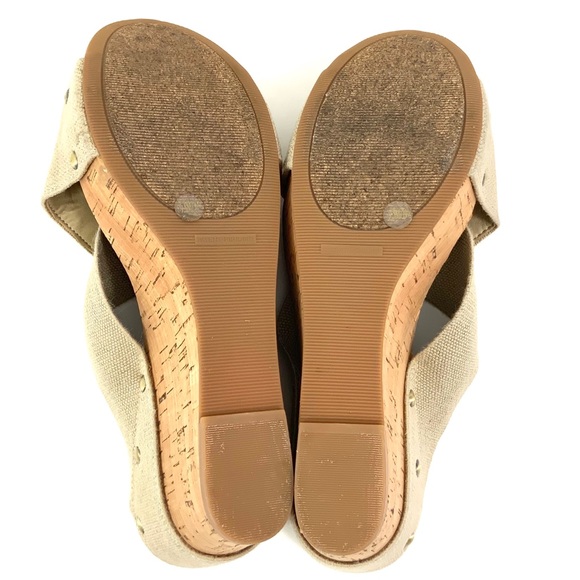 LUCKY BRAND Beige Cork Wedge Slip-On Sandals - Picture 4 of 8